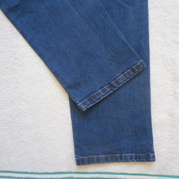 🌸SOLD🌸 TORRID JEANS Size 12 Boyfriend Denim - Picture 11 of 14